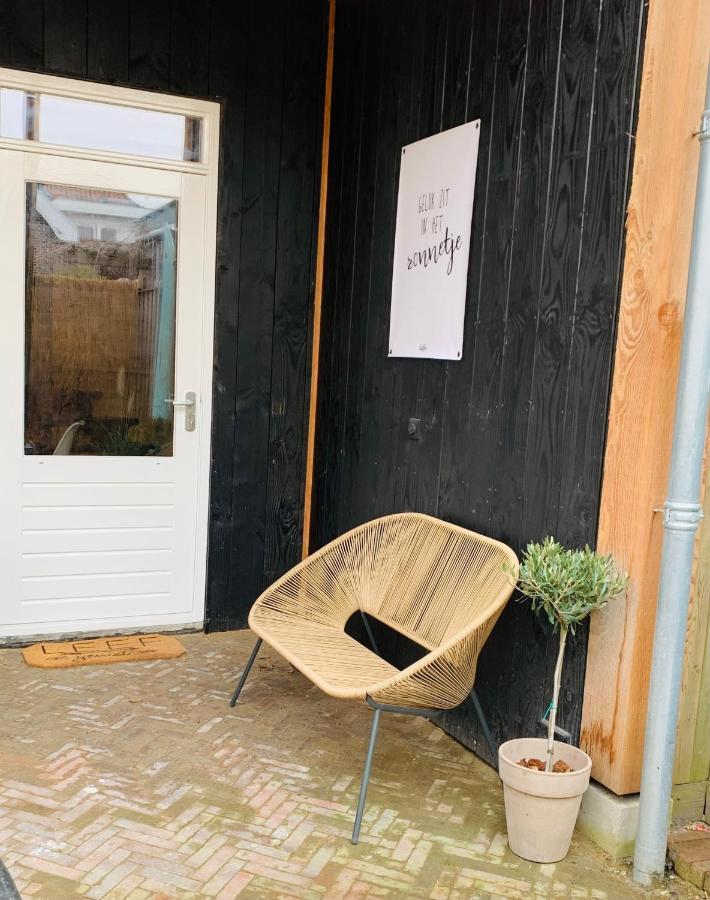 シント・アナラント Tiny House Thuusヴィラ エクステリア 写真