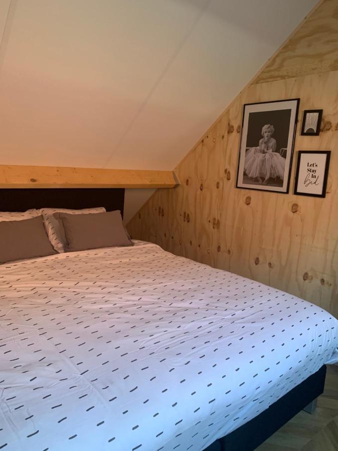 シント・アナラント Tiny House Thuusヴィラ エクステリア 写真