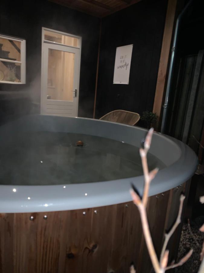 シント・アナラント Tiny House Thuusヴィラ エクステリア 写真