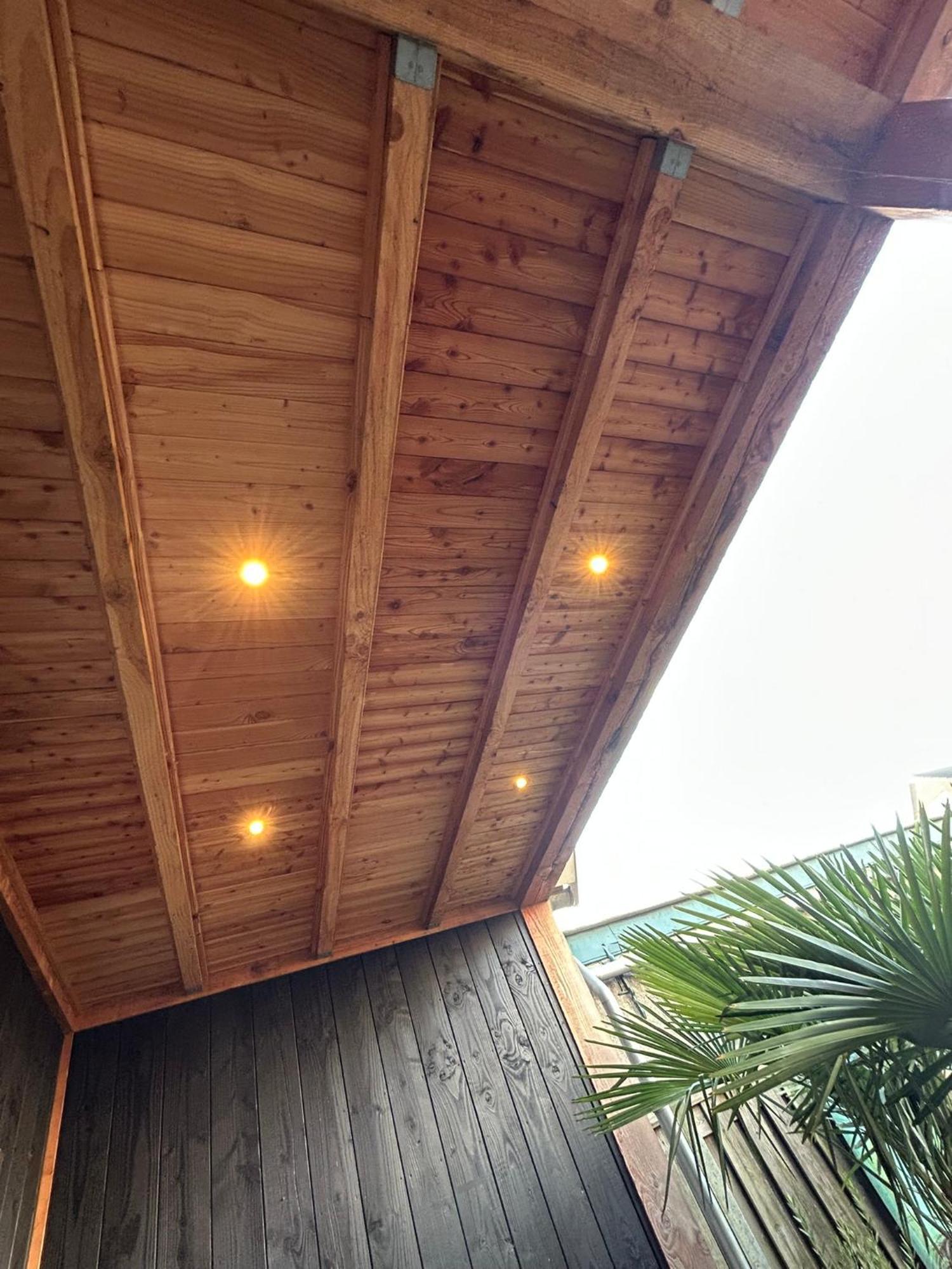 シント・アナラント Tiny House Thuusヴィラ エクステリア 写真