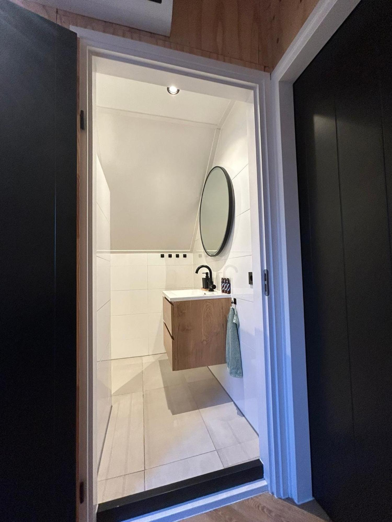 シント・アナラント Tiny House Thuusヴィラ エクステリア 写真